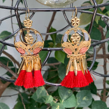 Load image into Gallery viewer, Filigree and Tassel Earrings